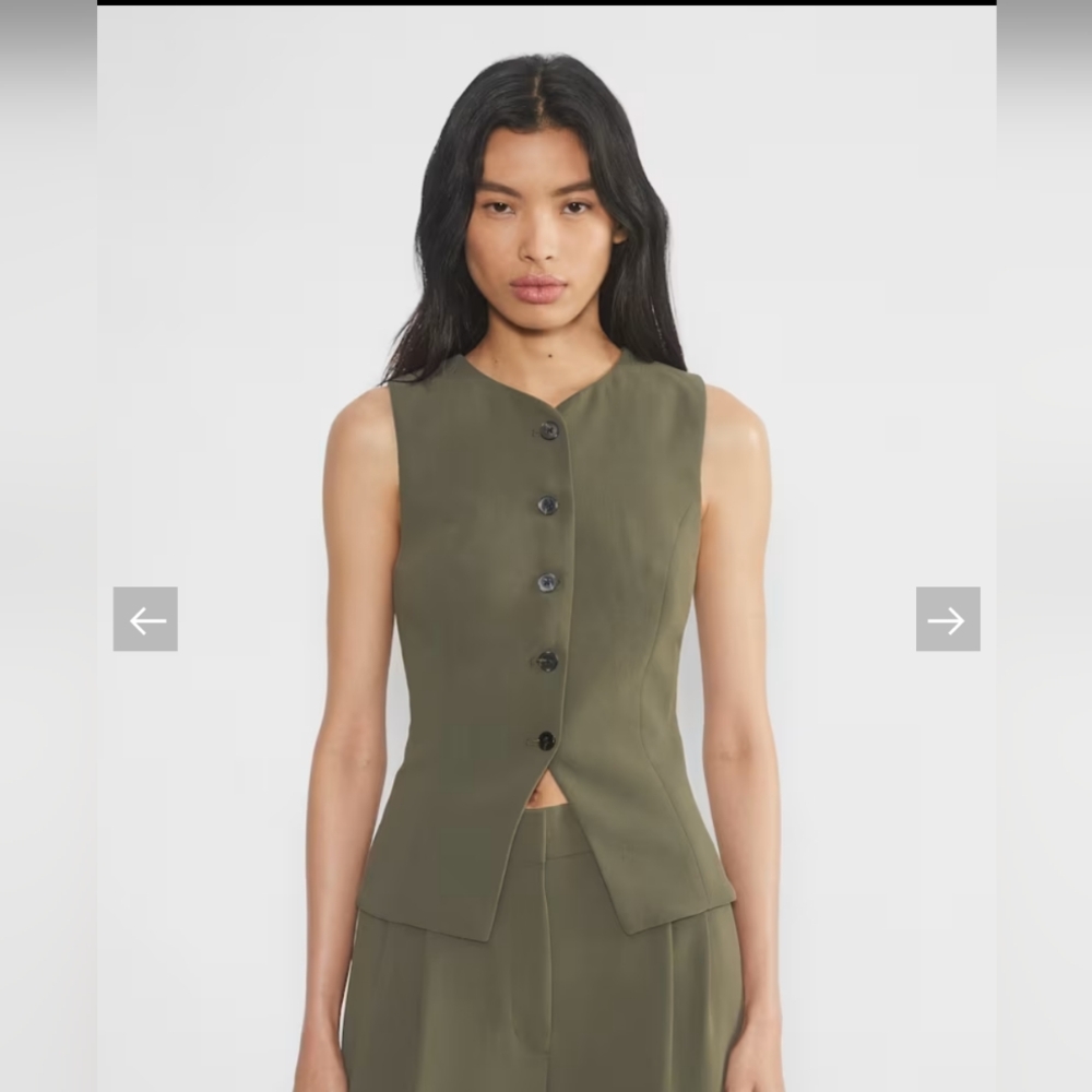 Aritzia Regal Vest for Effortless Style